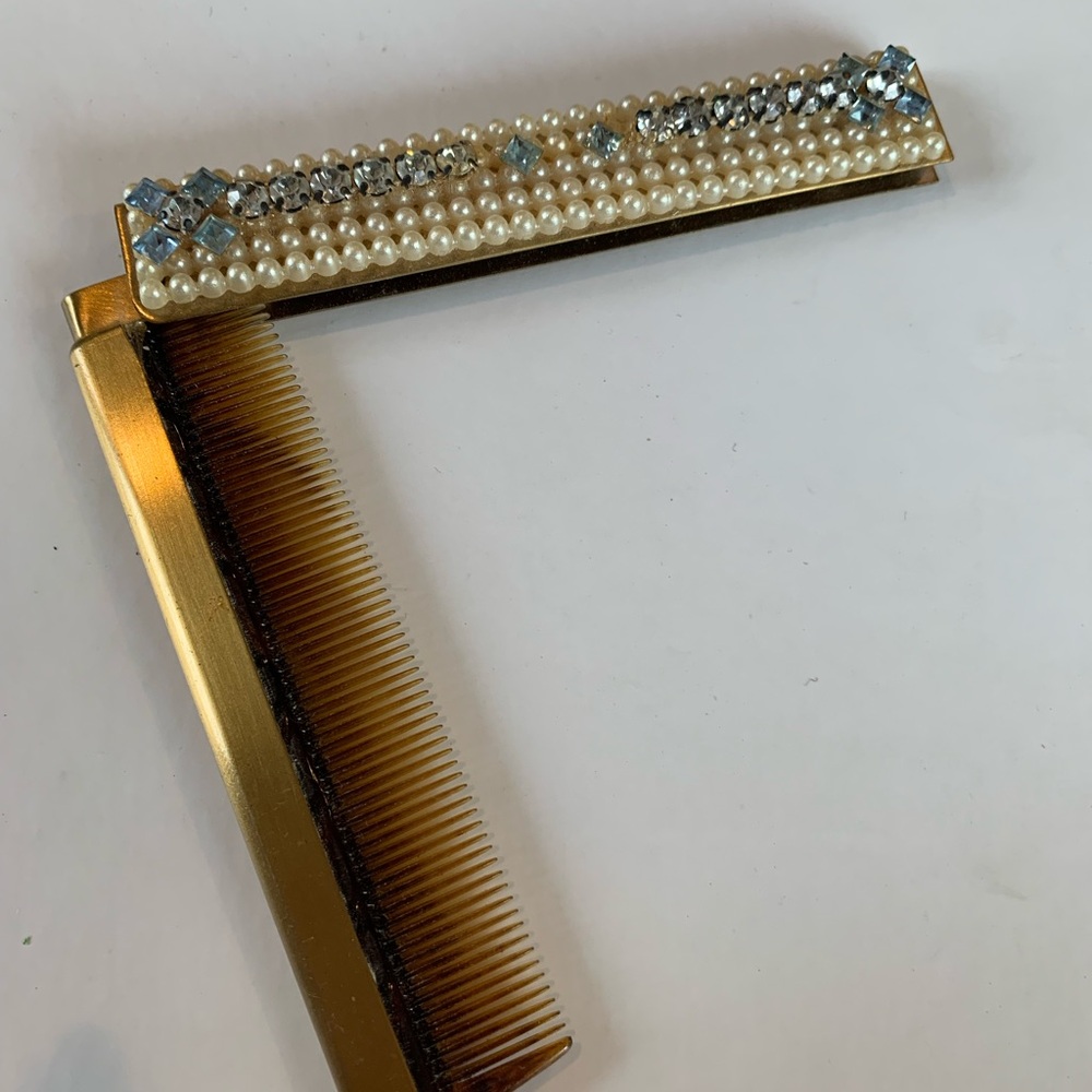Elegant Pearl and Crystal Women's Hair Accessory - Picture 2 of 4